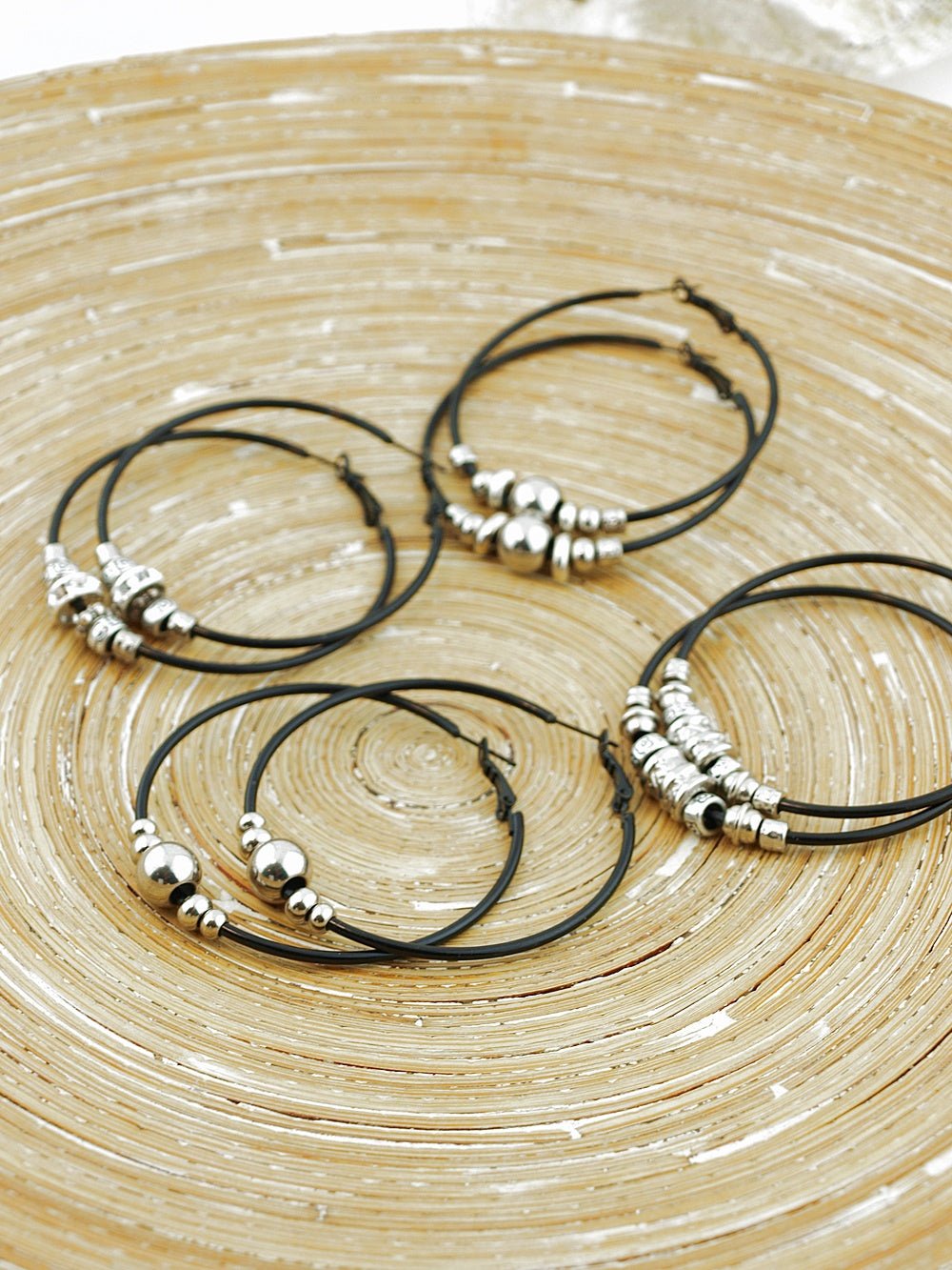 Oorbellen: Creolen Zwart - HanneHaves