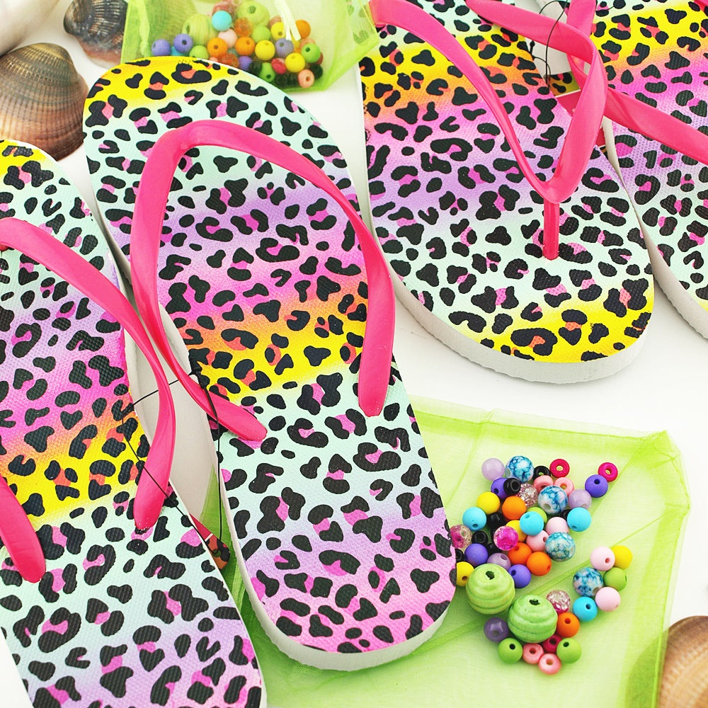 Teenslippers: Rainbow Panther DIY