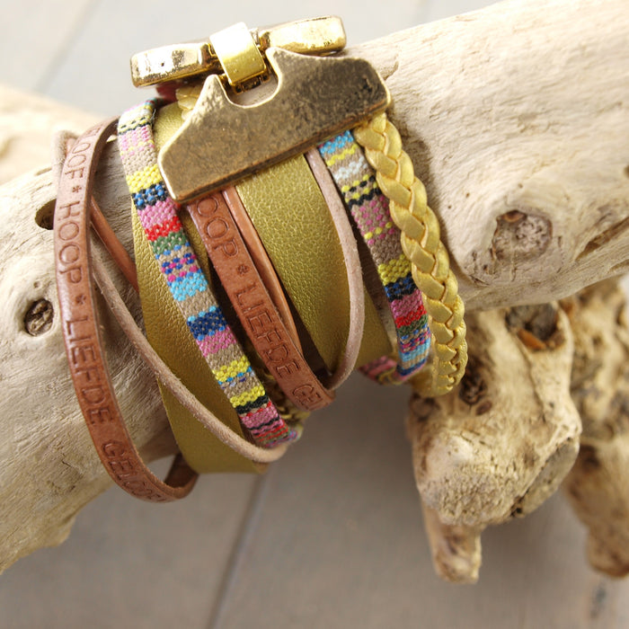 De Stoere wikkelbracLets zijn terug
