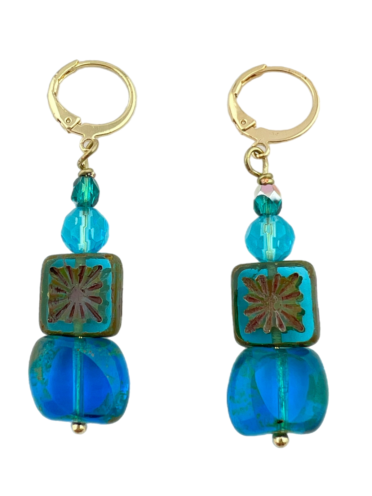 Oorbellen Turquoise bloemdetail