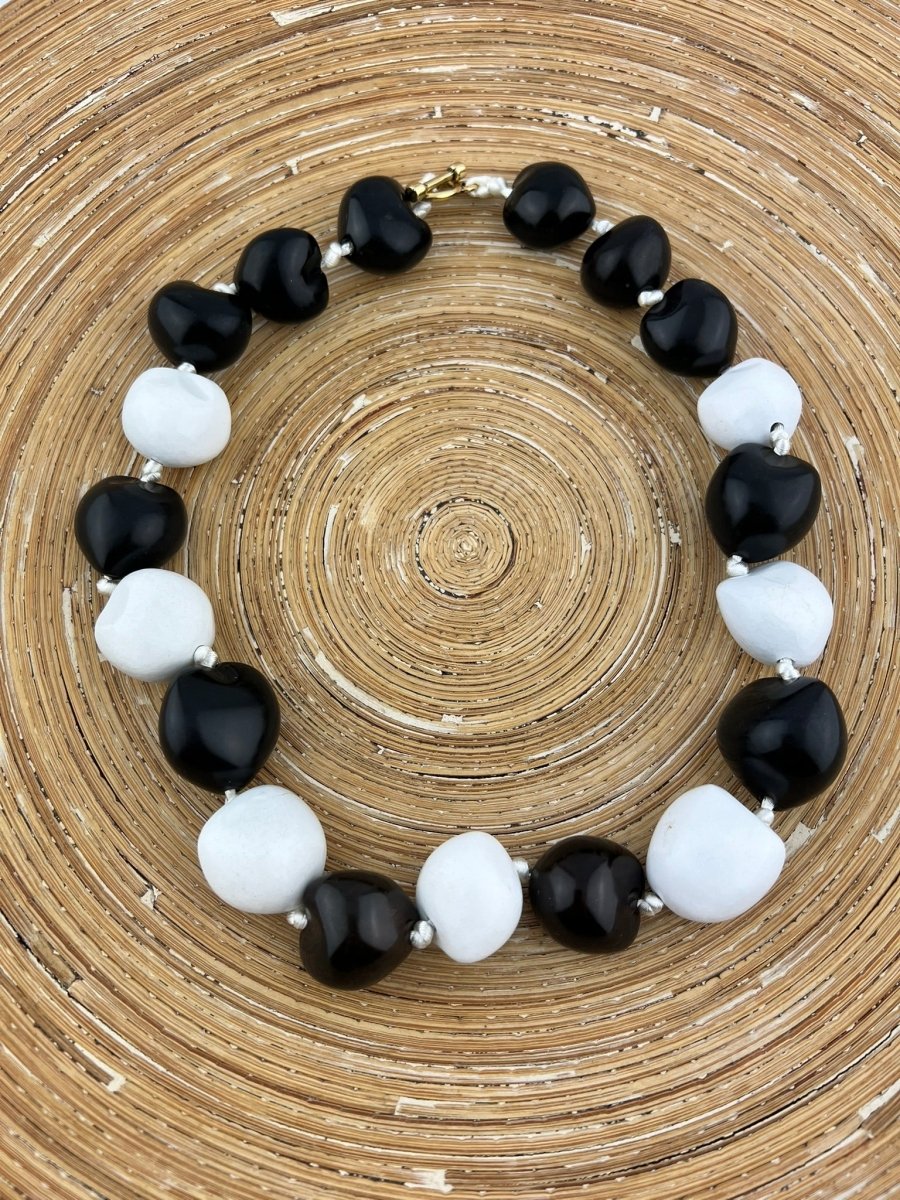 Ketting Bamboe Harten Grote Kralen Zwart Wit - HanneHaves