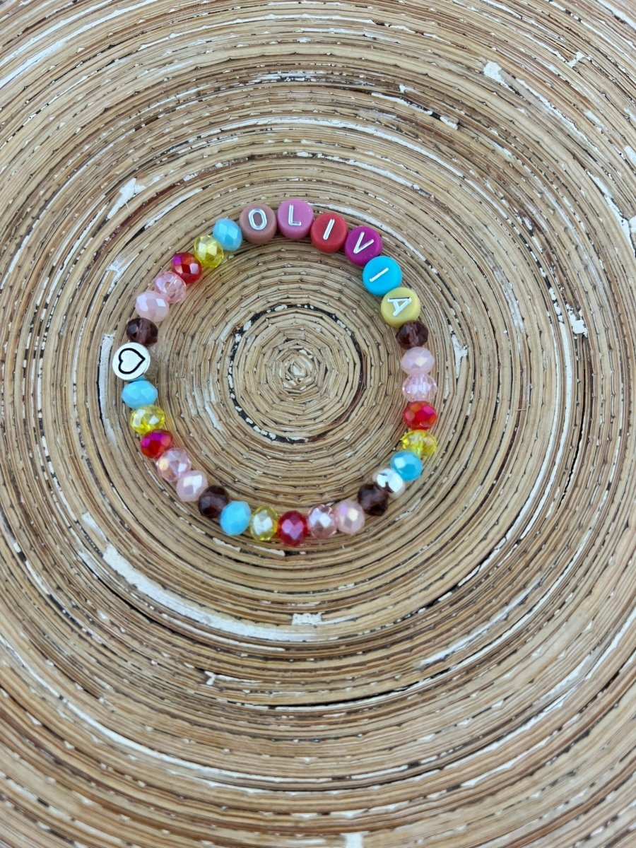 Kinderarmbandje met naam pastel kleur luxe - HanneHaves