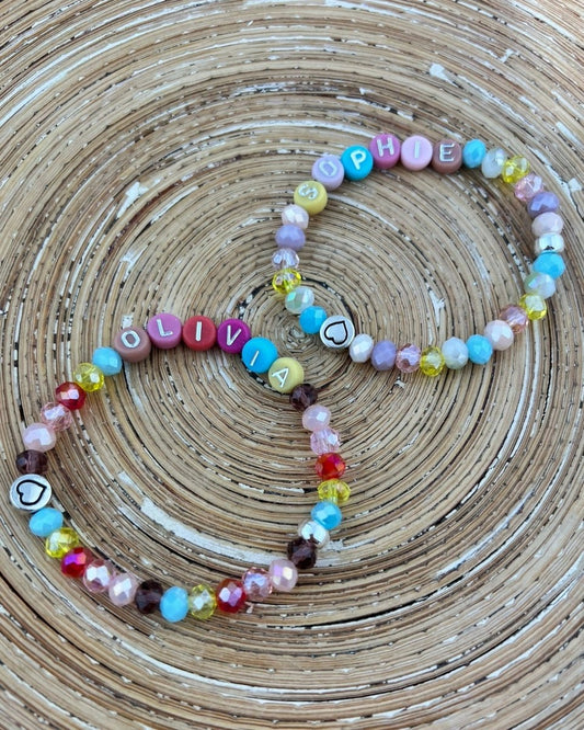 Kinderarmbandje met naam pastel kleur luxe - HanneHaves