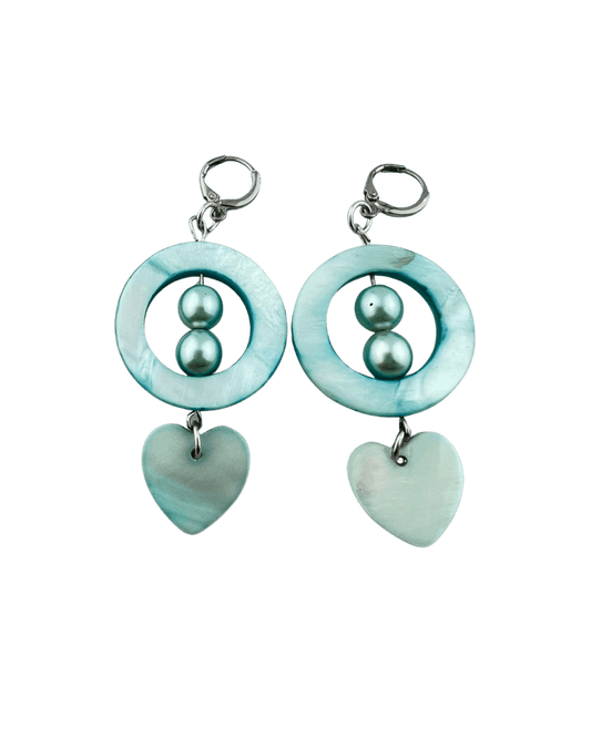 Oorbellen Schelp blauw met een hart - HanneHaves