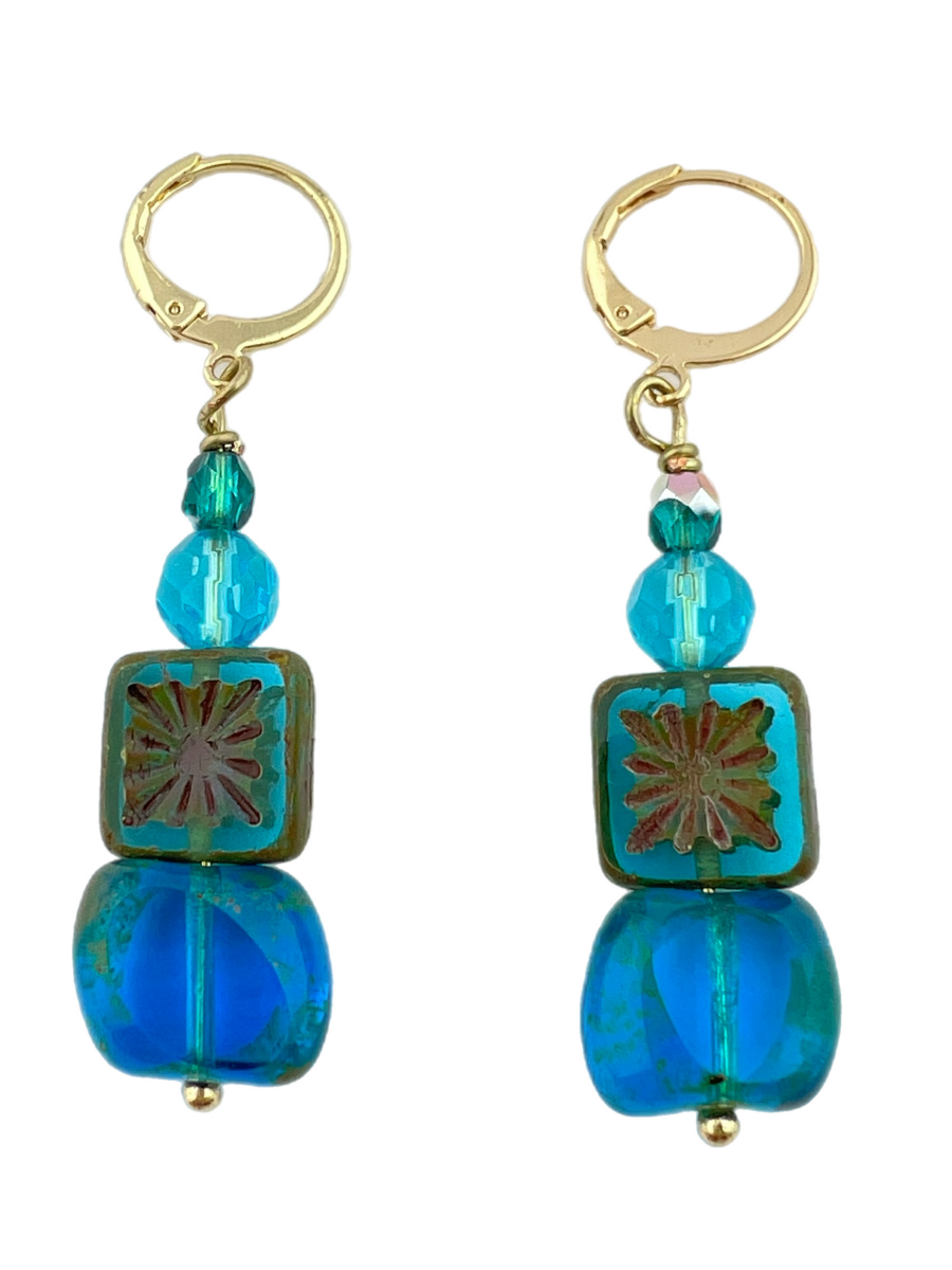 Oorbellen Turquoise bloemdetail - HanneHaves