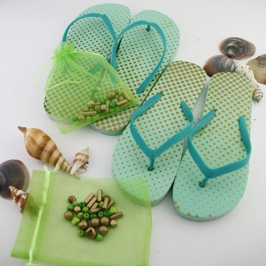 Teenslippers: Minty Dots DIY