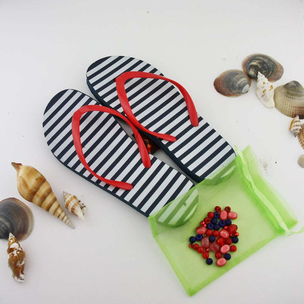 Teenslippers: Stripes DIY