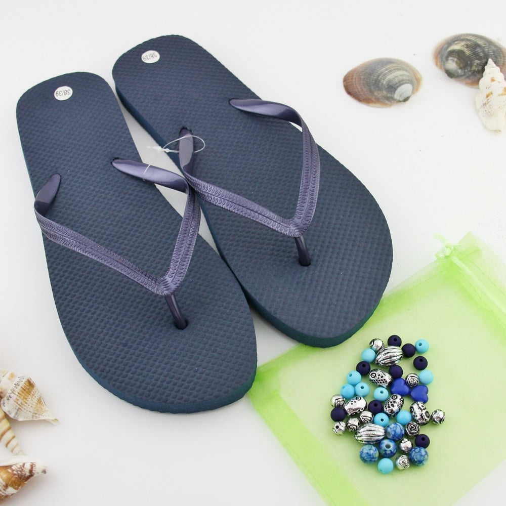 Teenslippers: Dark Blue DIY