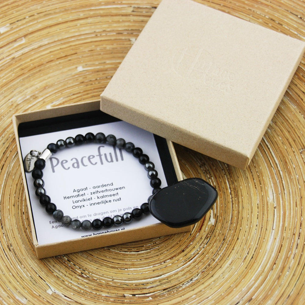 Happy bracelet: Peacefull